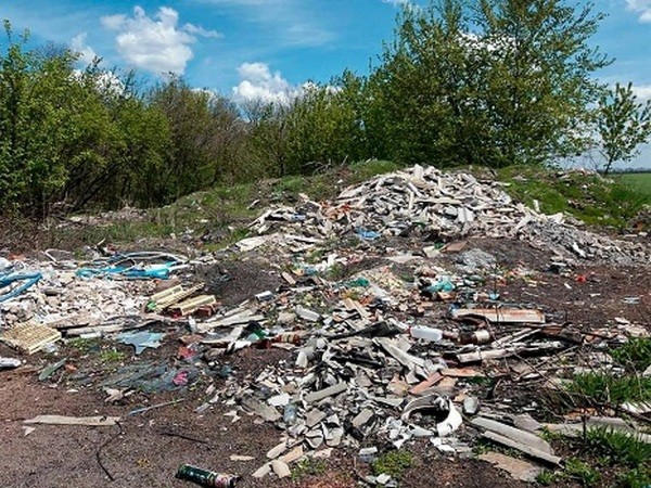 Как в Новогродовской громаде борются со стихийными мусорными свалками