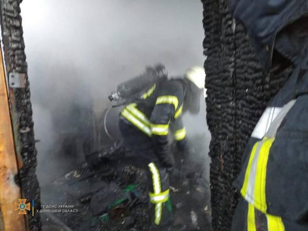 В результате пожара в Покровске погибли два человека