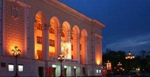 Зачем Донецкому театру оперы и балета еще 2 этажа (видео)