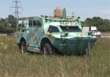 Дончанин превратил бронетранспортер в роскошное авто с телевизором и кожаным салоном (видео)