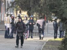 На сегодняшний митинг в Красноармейске вместо митингующих пришли только правоохранители (фото)