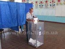 Большинство избирателей Красноармейского района на выборах президента поддержали Петра Порошенко (видео)