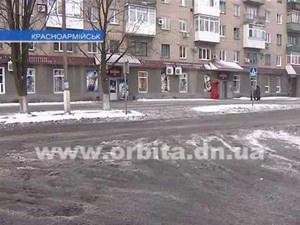 Река из нечистот в Красноармейске (видео)