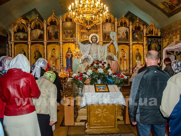 Расписание Пасхальных богослужений в храмах Красноармейска