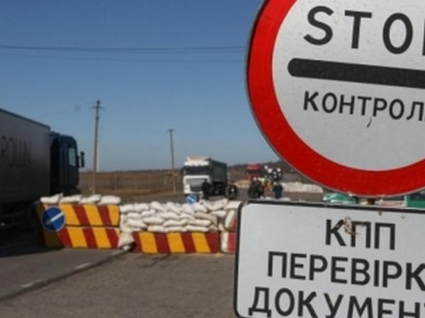 Рейсовые автобусы на пропускных пунктах будут пропускать вне очереди