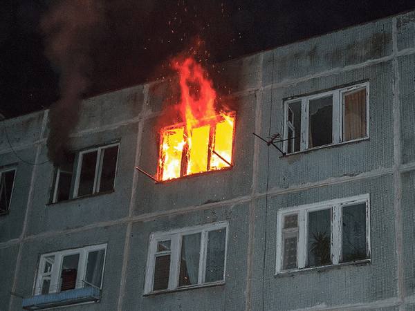 В Красноармейске и Димитрове горели квартиры