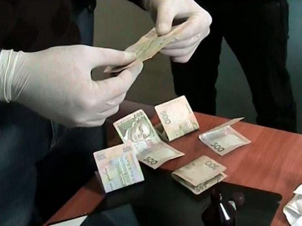 Следователю Красноармейской милиции, который пытался отмазать пособницу ДНР, грозит 10 лет тюрьмы