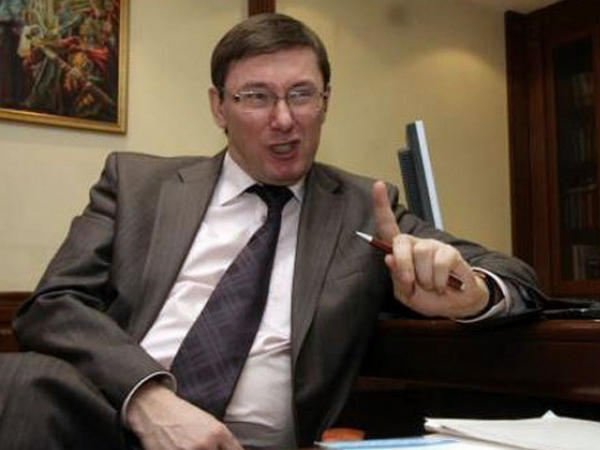 Луценко против местных выборов в Красноармейске