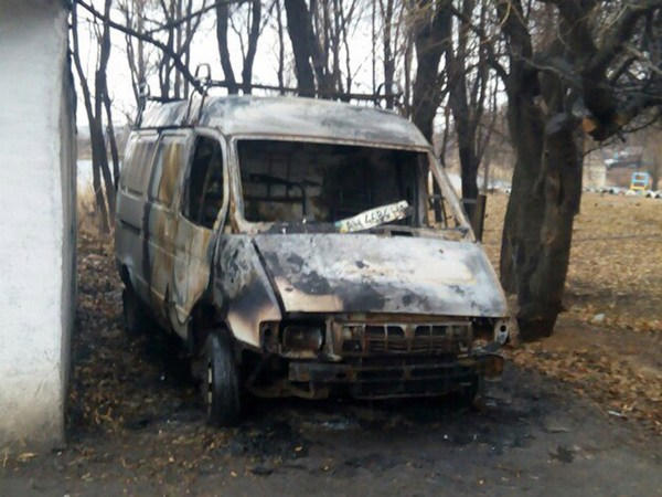 Ночью в Димитрове неизвестные сожгли автомобиль