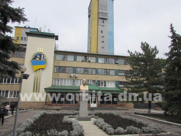 Горняки шахты имени Стаханова на грани массовых забастовок и протестов