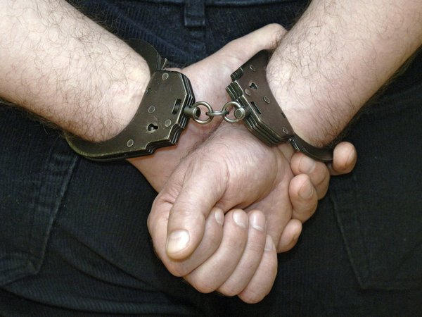 Братья-воры из Димитрова после кражи в родном городе скрывались в Мариуполе