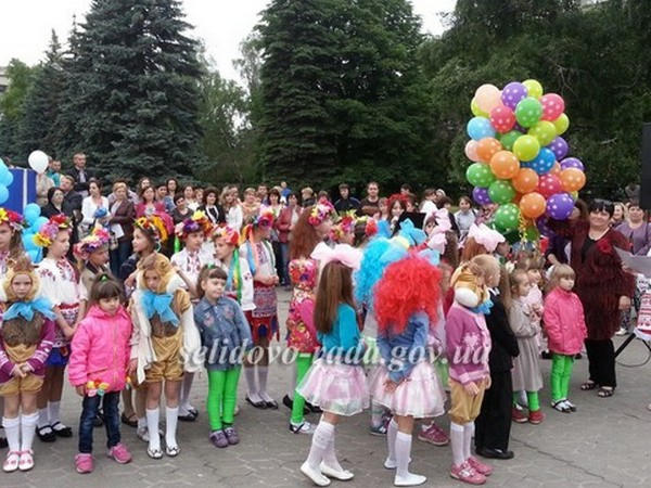 День защиты детей в Селидово