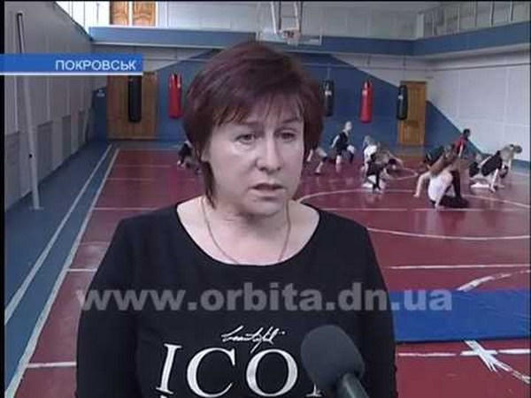Черлидеры Покровска привезли медали с чемпионата Украины
