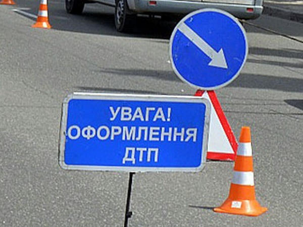 В Покровске перевернулся автомобиль