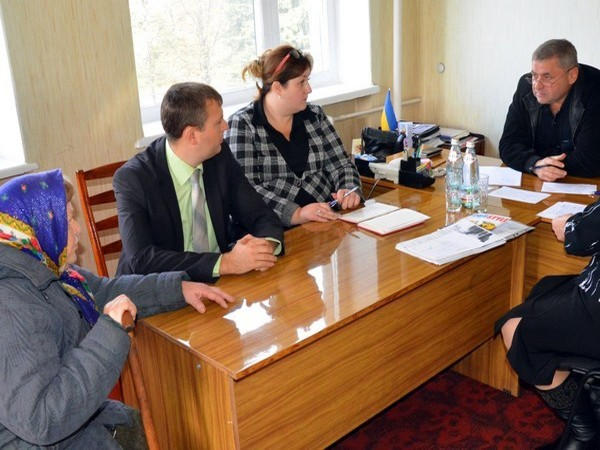 Народный депутат Сергей Сажко провел личный прием жителей Цукурино
