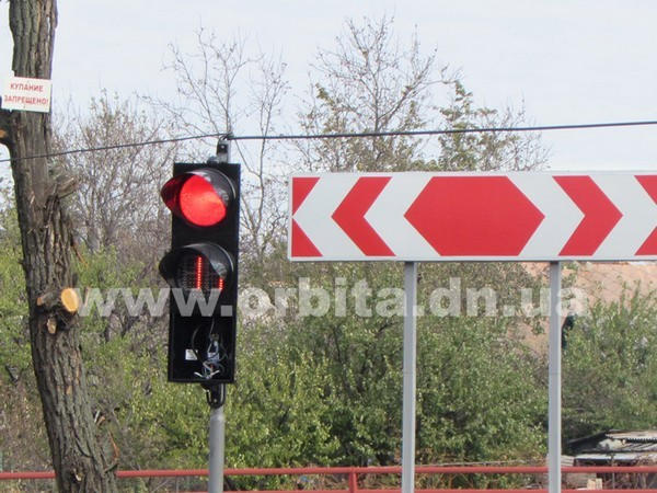 В Покровске новенькие светофоры не проработали и месяца