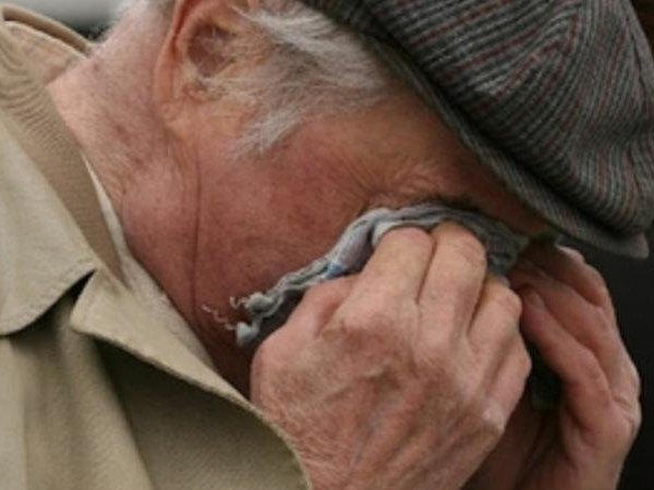 Пенсионер из Покровска вызволяя соседа из «полиции» лишился 3 тысяч гривен