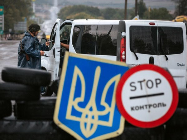 Для жителей Донецкой области ввели еще более жесткие ограничения