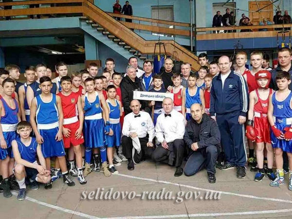 Боксеры из Селидово и Украинска завоевали медали на региональном чемпионате Украины