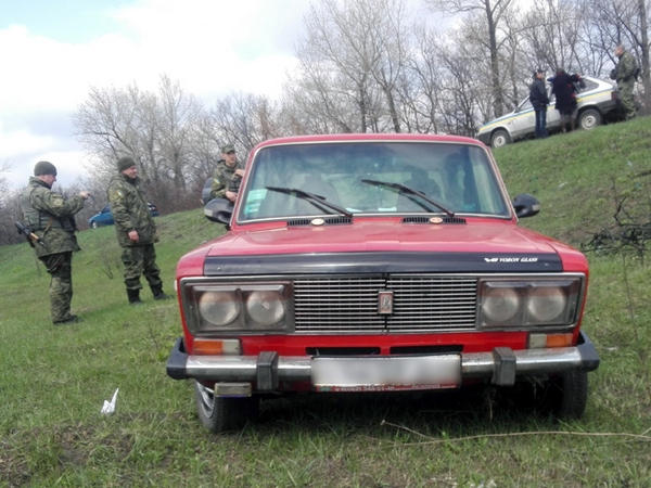Селидовские полицейские вернули пенсионеру угнанный автомобиль