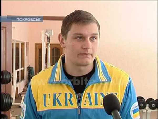 Тяжелоатлет Леон Белицкий продолжает собирать золотые медали