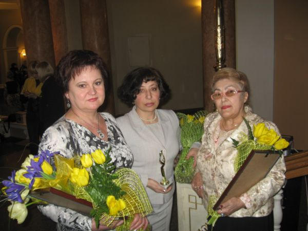 Женщина-госслужащий из Селидово стала "Женщиной Донбасса-2013" (фото)