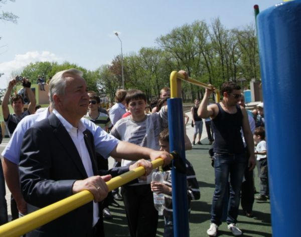 В Донецке открыли экстрим-парк (фото + видео)