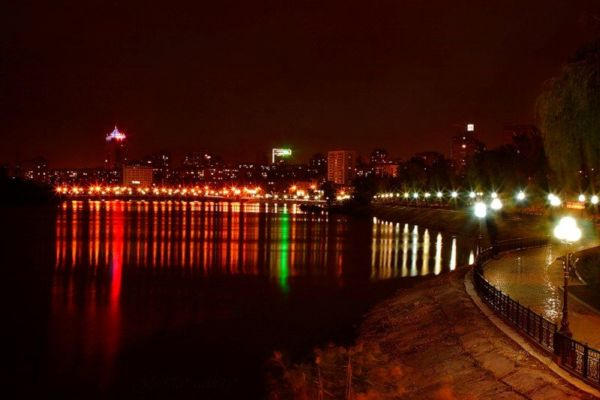 Рейтинг лучших мест для летнего романтического свидания в Донецке (фото)