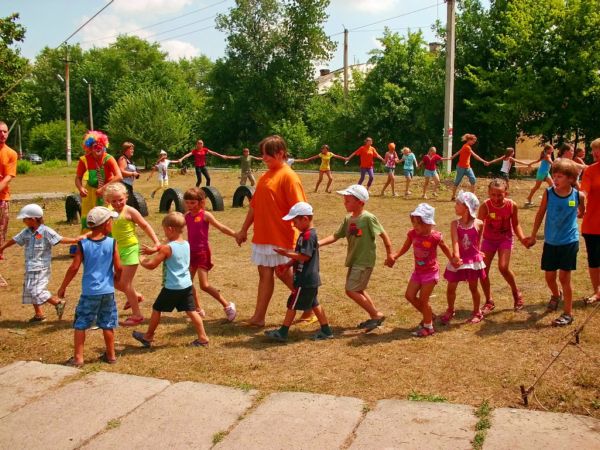 В Горняке начал работу дневной детский лагерь (фото)