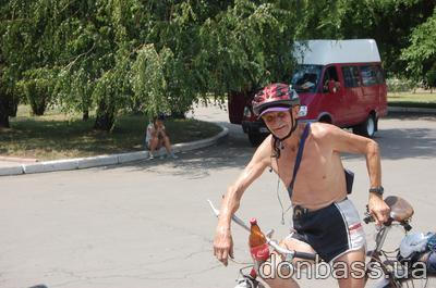 70-летний пенсионер преодолел 80-километровый велопробег "Доброполье - Красноармейск" (фото)