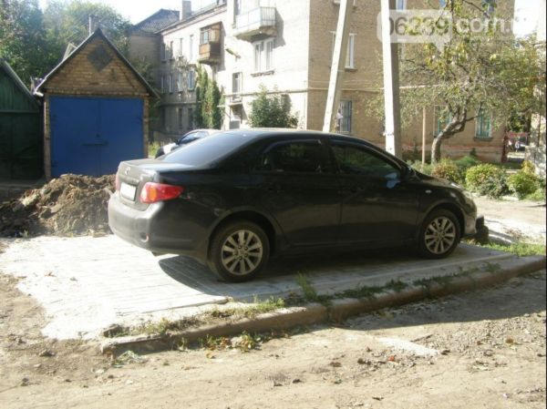В Красноармейске появились индивидуальные парковки для автомобилей (фото)