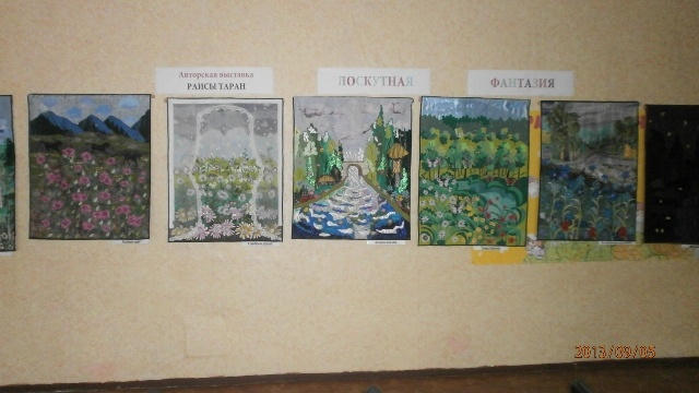 В школе Красноармейска открылась уникальная выставка панно (фото)