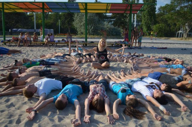 Юные красноармейские гимнастки шикарно отдохнули в Одессе (фото)