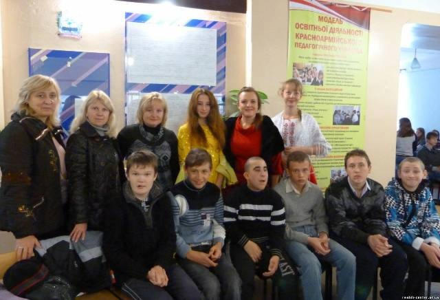 Студенты Красноармейского педагогического училища провели благотворительную ярмарку (фото + видео)