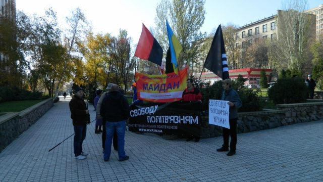 Донецк поднялся на защиту предпринимателя из Селидово (фото)