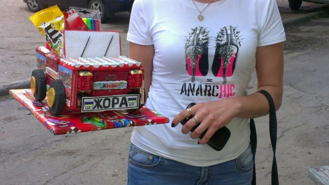 Дончанка превращает конфеты в произведения искусства (фото)
