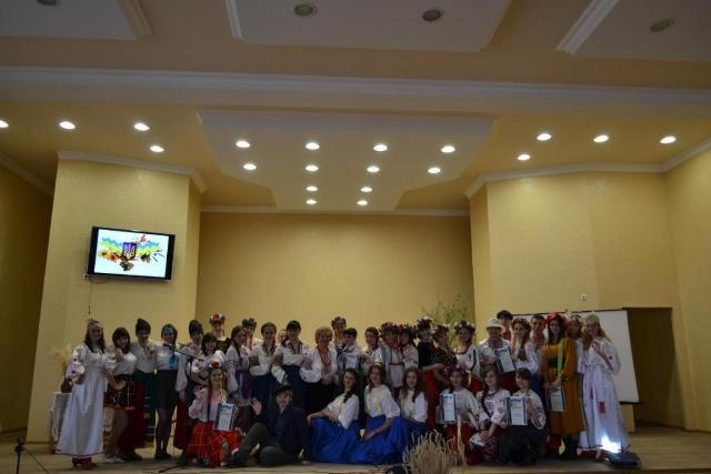 Праздник украинской песни в Красноармейском педагогическом училище (фото)
