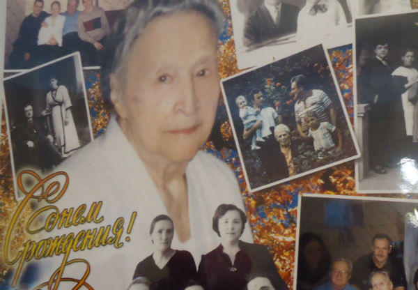 Старейшая жительница Донецка поделилась секретом своего долголетия (фото, видео)
