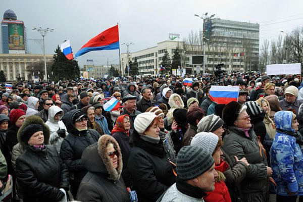 Протестные выходные в Донецке: хроника событий (фото, видео)