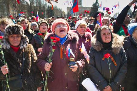 Протестные выходные в Донецке: хроника событий (фото, видео)