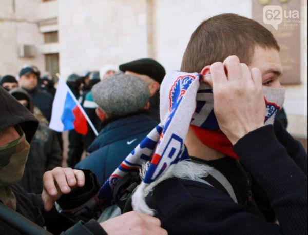 Хронология субботних митингов в Донецке (фото, видео)
