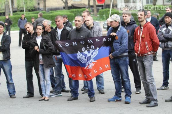 В Красноармейске прошел очередной митинг федералистов (фото, видео)