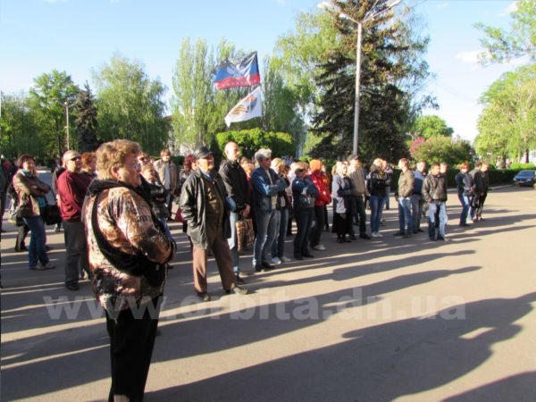 Жителям Красноармейска рассказали, как и где будет проходить референдум 11 мая (фото)