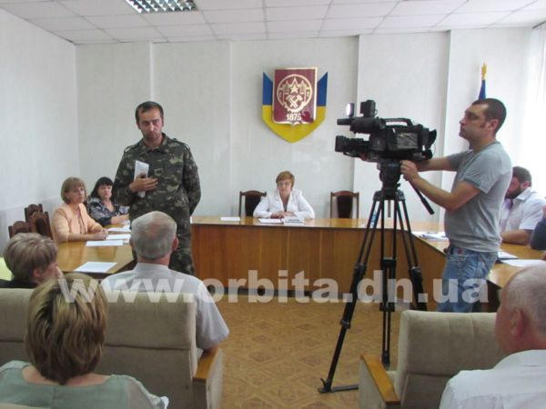 Батальон "Донбасс" проводит просветительную работу с жителями Красноармейска (фото, видео)