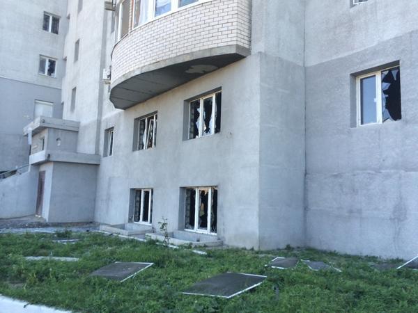 Донецк окружен, идут бои: есть погибшие (фото, видео)