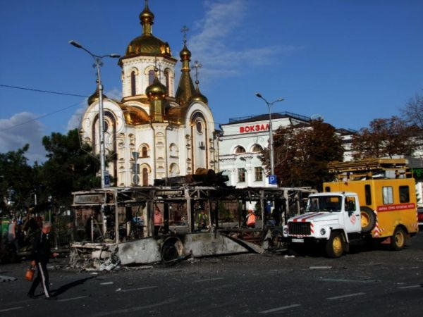 В Донецке мародеры продолжают грабить город (фото, видео)