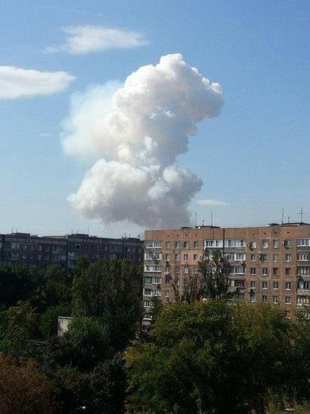 3 сентября в Донецке: мощные взрывы и коммунальный коллапс (фото)