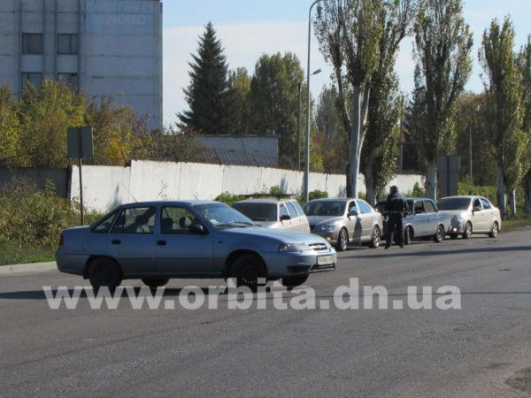 Взрыв автомобиля на трассе Красноармейск – Павлоград (фото, видео)