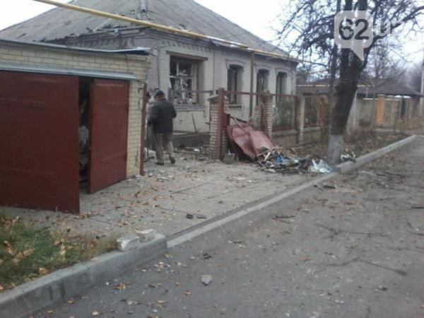 Донецк провел очередной день под артобстрелами, вследствие чего появились новые разрушения (фото)