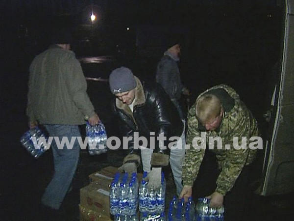 Военные в Красноармейске получили гуманитарную помощь от жителей Западной Украины (фото, видео)
